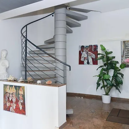 Central City Suite Apartment