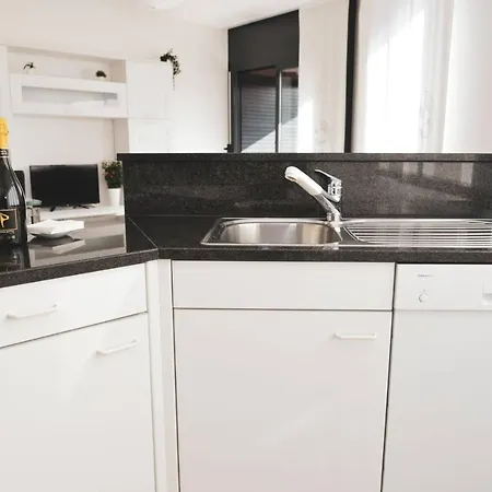 Central City Suite Apartment