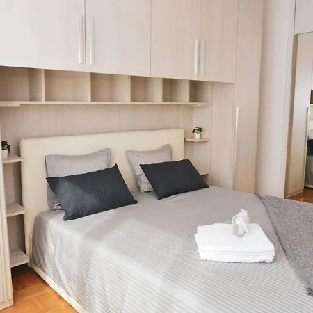 Central City Suite Apartment Апартаменты *
